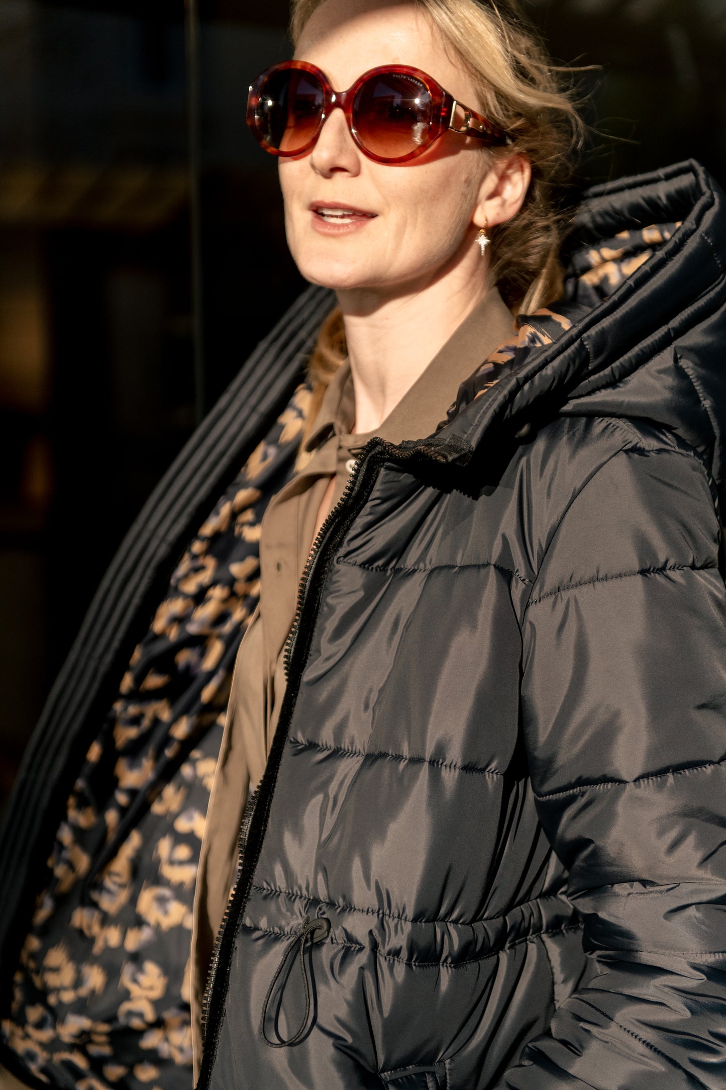 Short Puffer Coat in Black