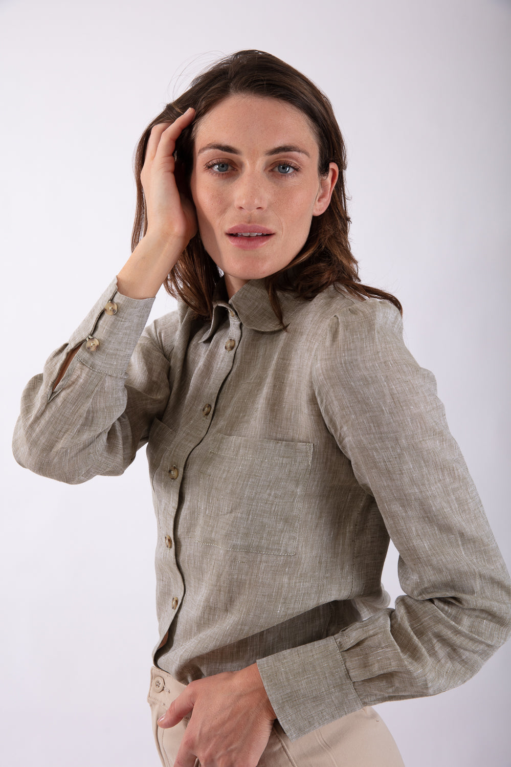 Fine Linen Shirt in Sage Green