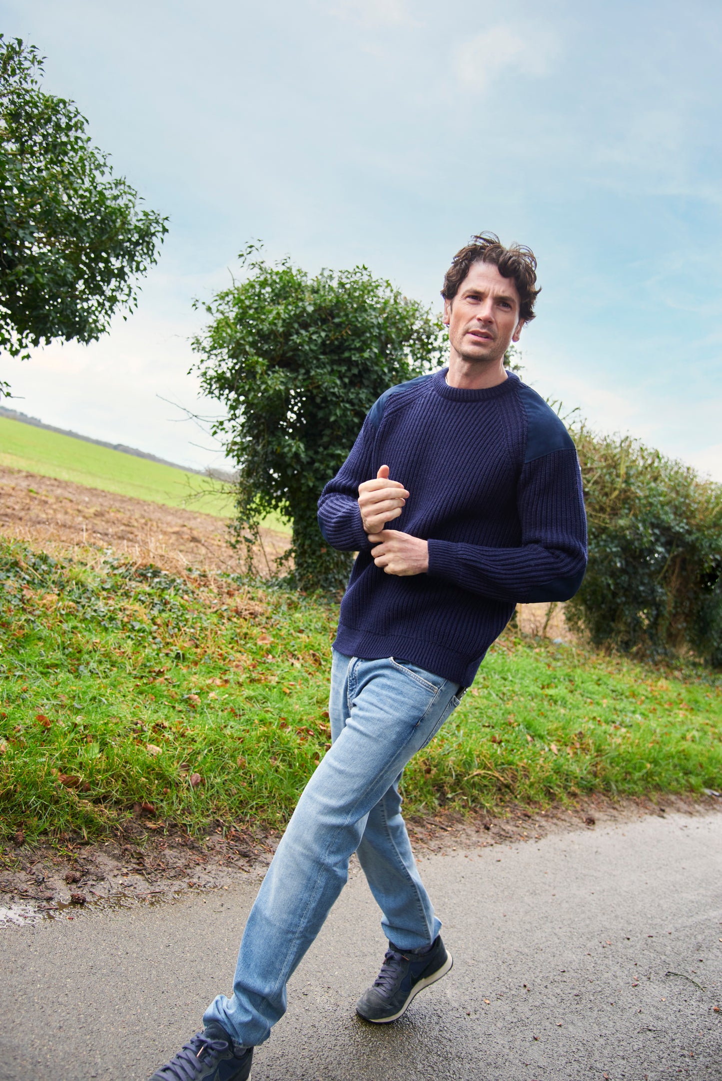 British Lambswool Jumper in Navy