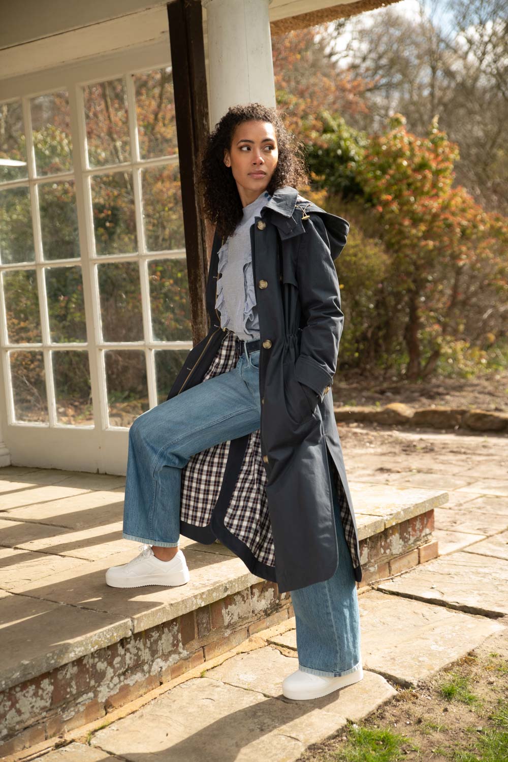 Classic Ladies British Trench Coat in Navy Blue Cotton with a Contrast Check Lining