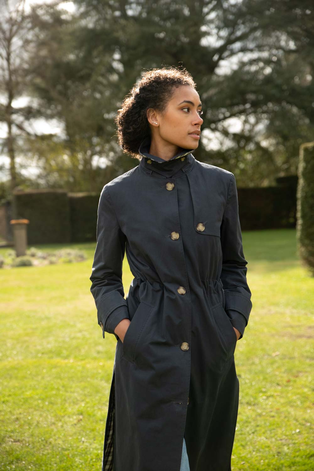 Classic Ladies British Trench Coat in Navy Blue Cotton with a Contrast Check Lining